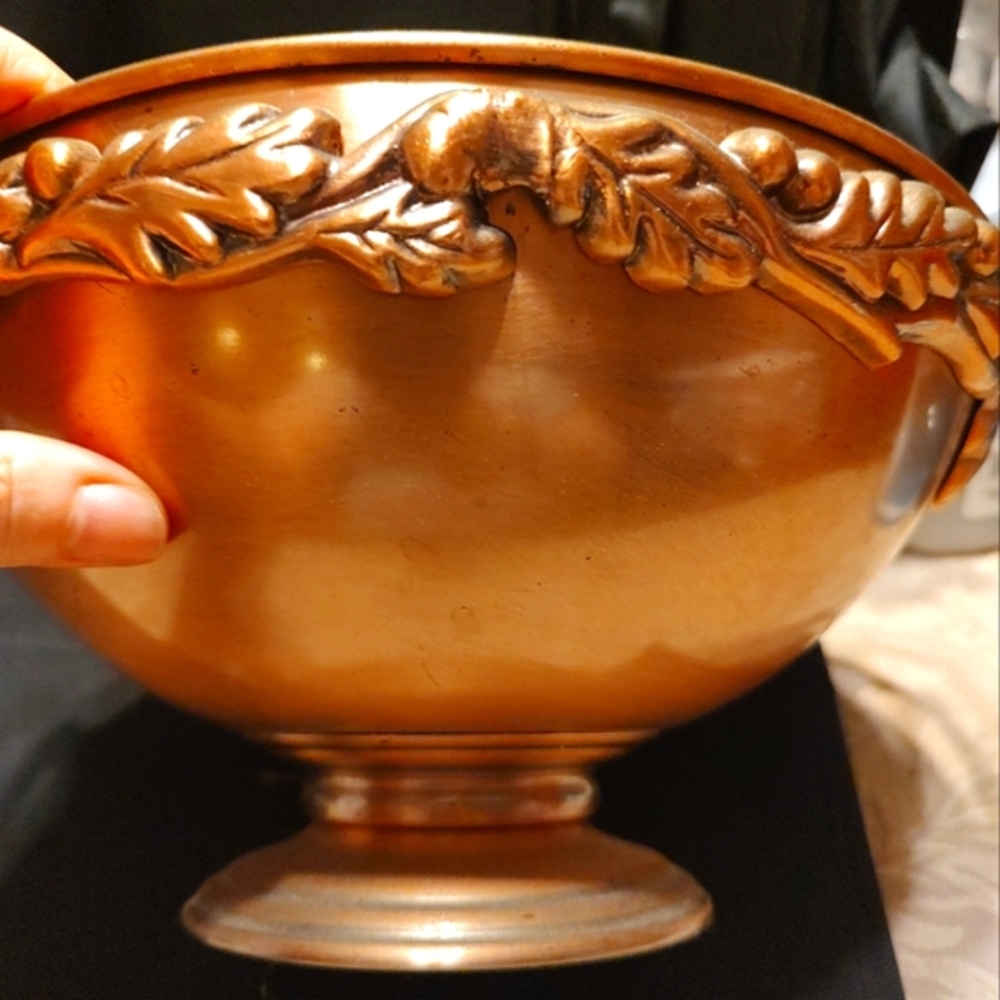🔸🍂🔸Beautiful Vtg Copper Metal Leaf Pedestal Display Fruit Bowl Centerpiece - Picture 8 of 16